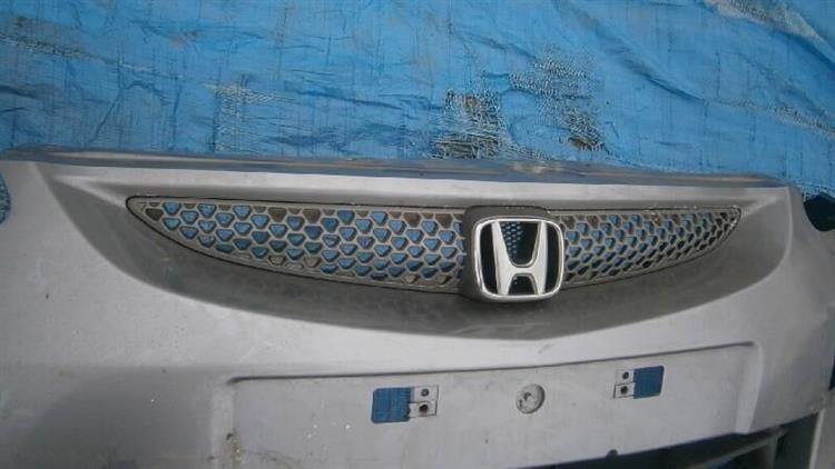 Решетка радиатора Хонда Джаз в Орле 14124